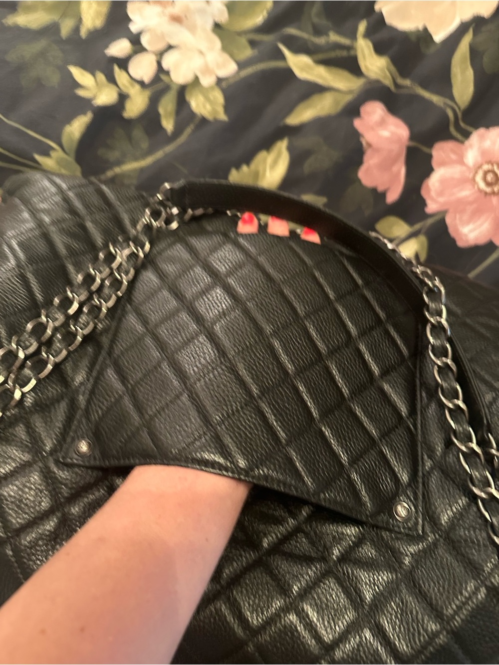 Luxury airline calfskin leather Quilted Black Bag Chain XXL oversized - Picture 12 of 13